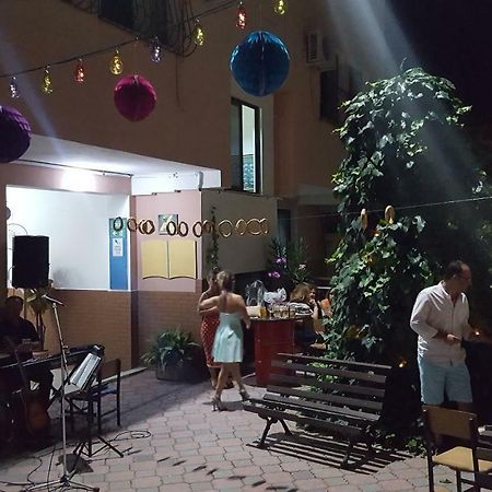 Home Hostel Shkodër Exterior foto